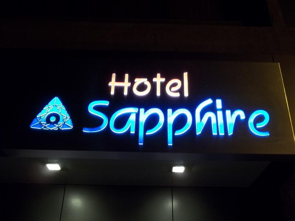 Hotel Sapphire Junagadh Extérieur photo