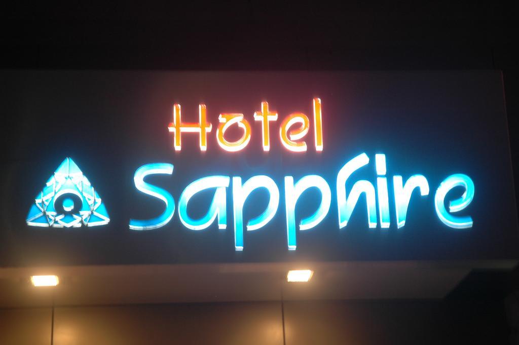 Hotel Sapphire Junagadh Extérieur photo